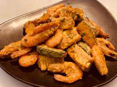 -港丽餐厅(高德置地店)