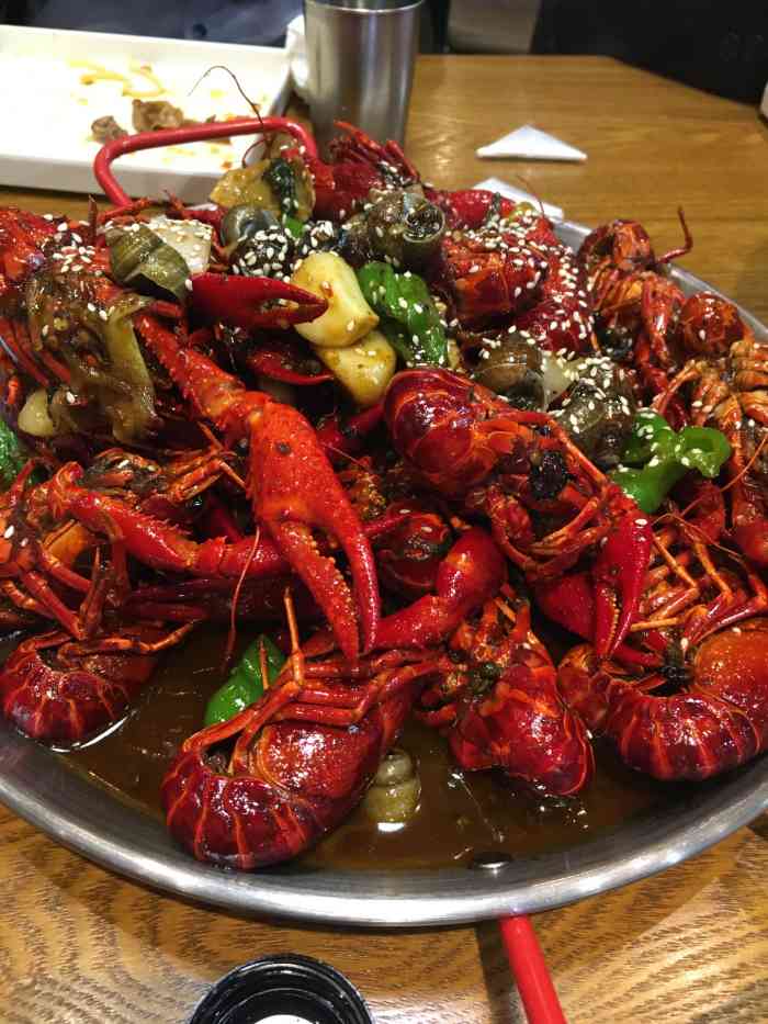 螺丝找虾(胜太西路店)-"在胜太西路附近的一个小广场,全是好吃的,.