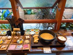 -银米·云南传统过桥米线(双廊黑金冠店)