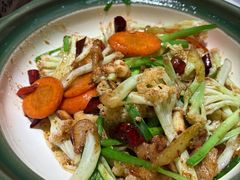 -费大厨辣椒炒肉(高铁吾悦广场店)