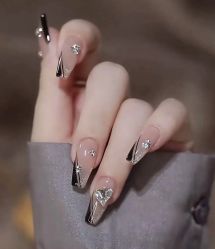 -悦指间美甲美睫