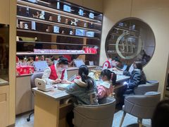 -海底捞火锅(珠影星光城夜宵主题店)