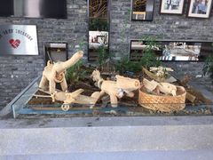 -田园东方蜜桃村的田野营地
