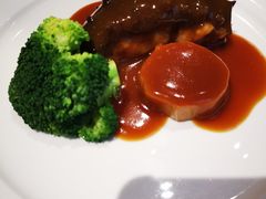 -厨艺海鲜自助餐厅•越秀宾馆希尔顿格芮精选酒店