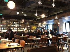 大堂-Carbon莫卡哆·意大利复古集市餐厅(杭州大厦店)
