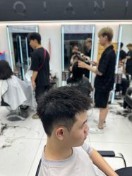 -乾健·烫染·接发SALON