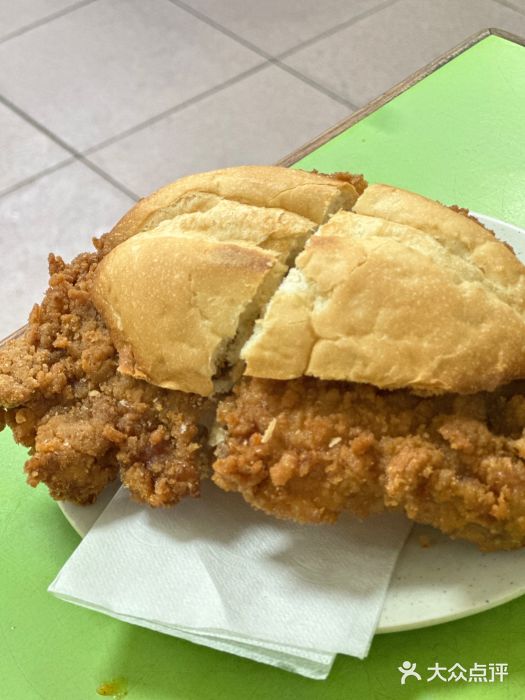 胜利茶餐室图片