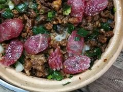 招牌鹅乸煲仔饭-阳江河堤老牌曾记美食