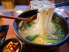 -银米·云南传统过桥米线(双廊黑金冠店)