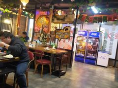 大堂-·缸桶屋·韩式牛肋条自助烤肉(西湖D11店)