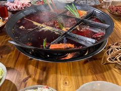 -正南齊北重庆老火锅(光华村直营店)