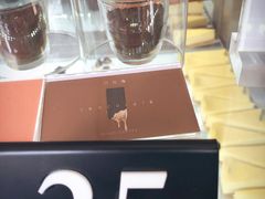 -UNI UNI(环亚凯瑟琳店)