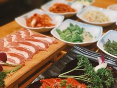 -唯成•韩国炭火烤肉 유성고기