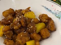 -松沪名灶·豆浆鱼头·新上海菜(飞航吾悦广场店)