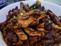 笋干烧肉-宜城私房菜.臭鳜鱼(九华新街店)