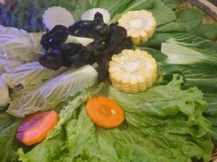 -尚尚仙·酸汤猪手·猪肚鸡火锅(华联万柳购物中心店)