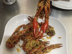 -龙巢盱眙龙虾·牛蛙·烧烤宵夜(八卦岭店)