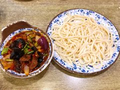 过油肉拌面-巴依兄弟西域美食(机场店)