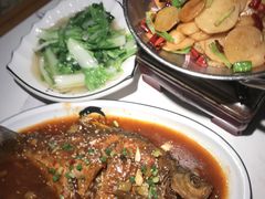 -小凤庭·地道湖北菜武昌鱼·藕汤(38年黄鹤楼店)