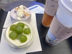 爆芋泥蛋糕-喜茶(深圳欢乐海岸LAB店)