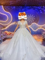 点击看大图 -伯瓷皇后婚纱艺术空间