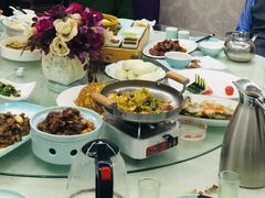 -六和聚传统烤鸭.天津菜(和平店)