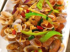 -四川小胡子海鲜(丁村万人海鲜广场店)