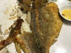 -赶海部落海鲜城(海阳路店)