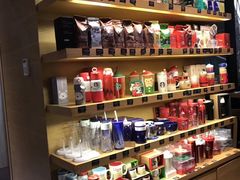零售区-星巴克(珠海摩尔百货店)