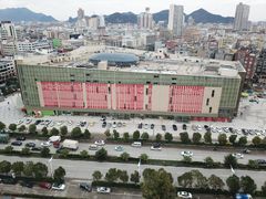 侧面-柳市现代广场