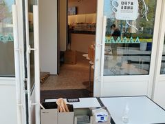 -喜茶(迪士尼小镇DP店)