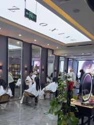 -藤野造型烫染·漂发