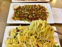 -鲁南仔·滕州炒鸡(经三路店)