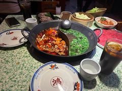 -鸿姐老火锅(静安店)