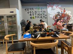 大堂-辣蛙先生美蛙鱼头(峨眉店)