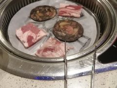 -佰烧海鲜烤肉火锅自助(世茂国际广场店)