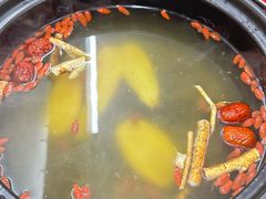 -花苑美食横琴生蚝火锅(拱北粤华路店)