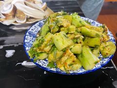 凉拌黄瓜-宏宏无烟石板烧烤