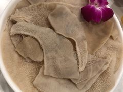 -DaLongYi Hot Pot 大龙燚火锅