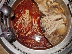 -季季红火锅(柳州城中万达二店)