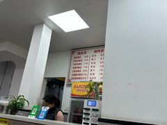 -何记酿皮店(西流湾店)