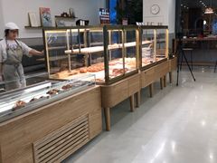 面包甜点陈列柜-石头先生的烤炉(济南领秀城贵和店)