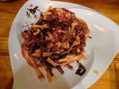 -小厨子私房菜·云南美食店