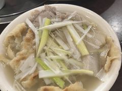 -金卯白肉罩火烧