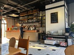 -LENBACH兰巴赫西餐啤酒坊(大连东港店)