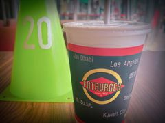 零度可乐-FATBURGER 特富客汉堡(外交公寓店)