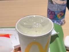-麦当劳(轻轨曹杨路店)