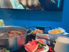 -唯爱KTV聚会餐厅(仙林东城汇店)