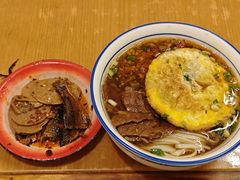-矮子粉店1985·长沙米粉(湘春路店)