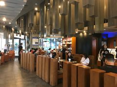 大堂-星巴克臻选(深圳龙岗万科店)